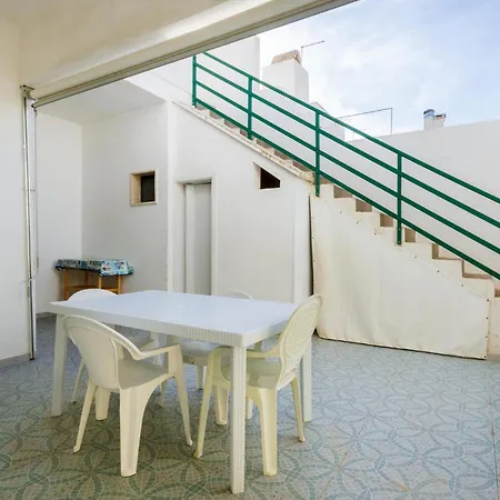 1 Bedroom Gorgeous In *